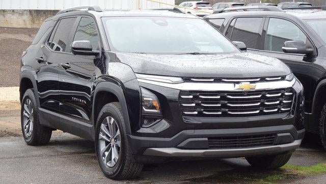 2025 Chevrolet Equinox FWD LT in Mosaic Black Metallic — front three-quarter view