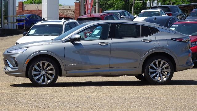 2026 Buick Envista Avenir in Moonstone Gray Metallic — front three-quarter view