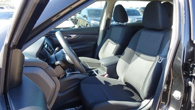 2018 Nissan Rogue — side profile view